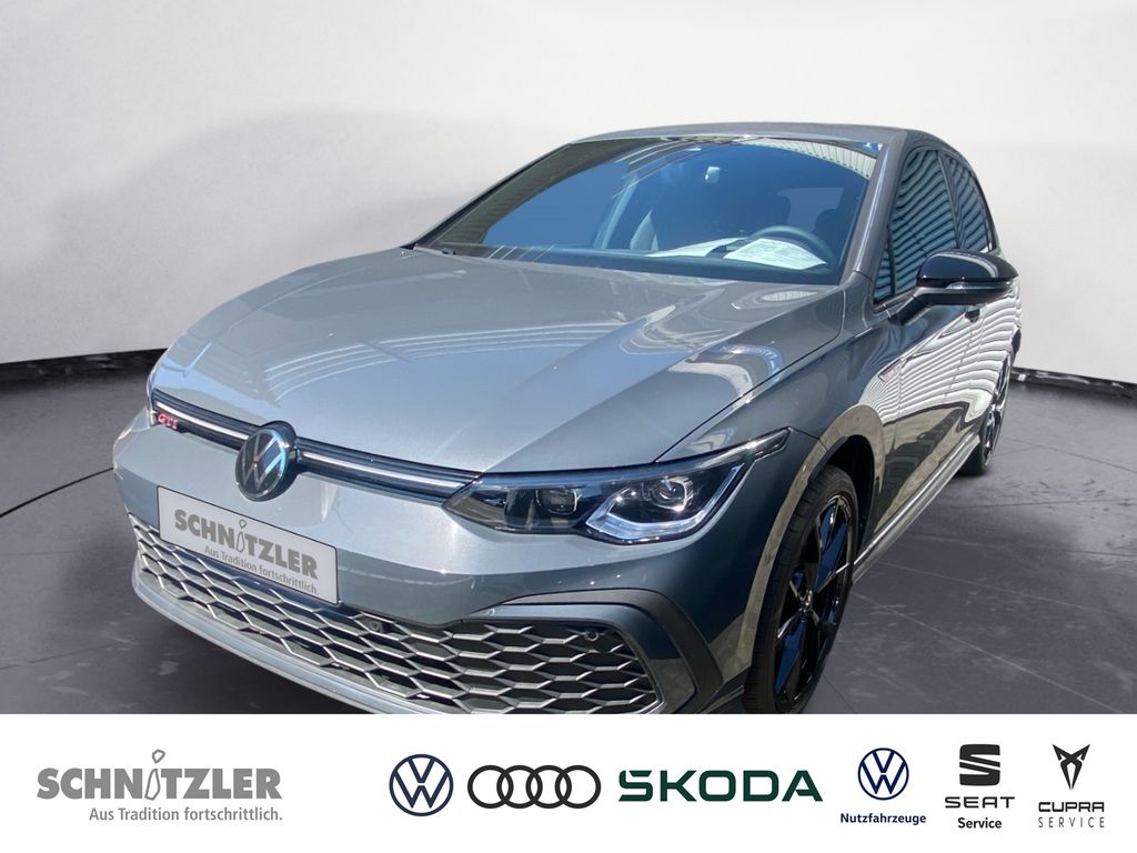 Volkswagen Golf 2025