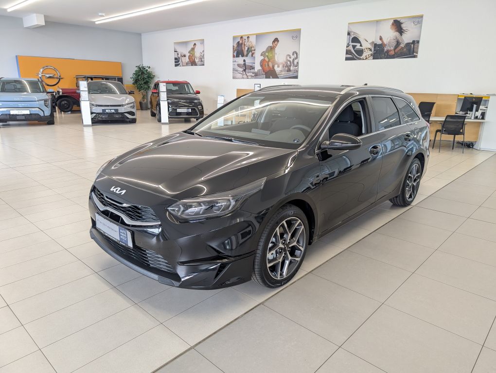 Kia cee'd / Ceed 2025