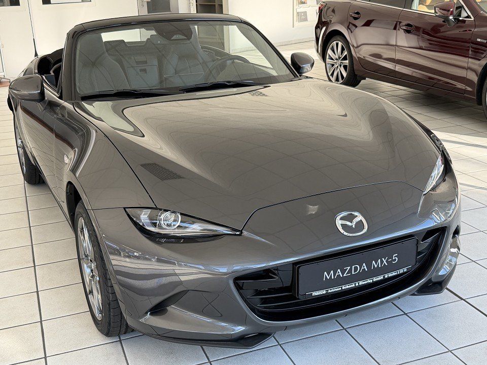 Mazda MX-5 2025