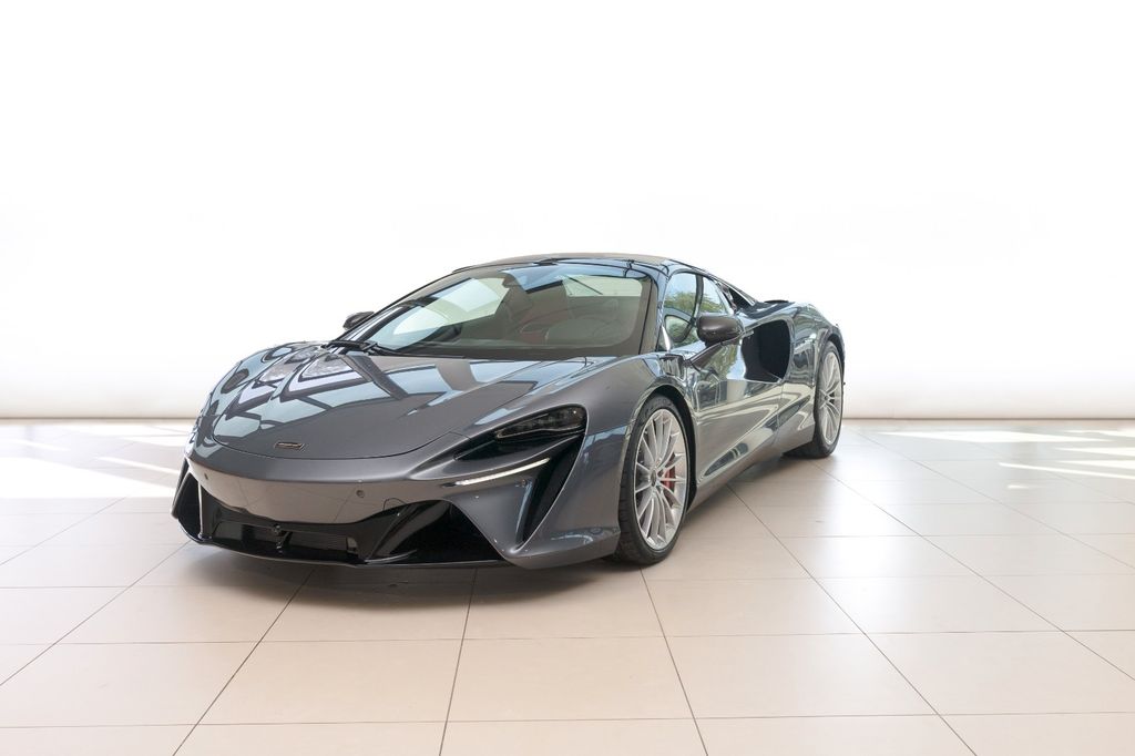 McLaren Artura 2025
