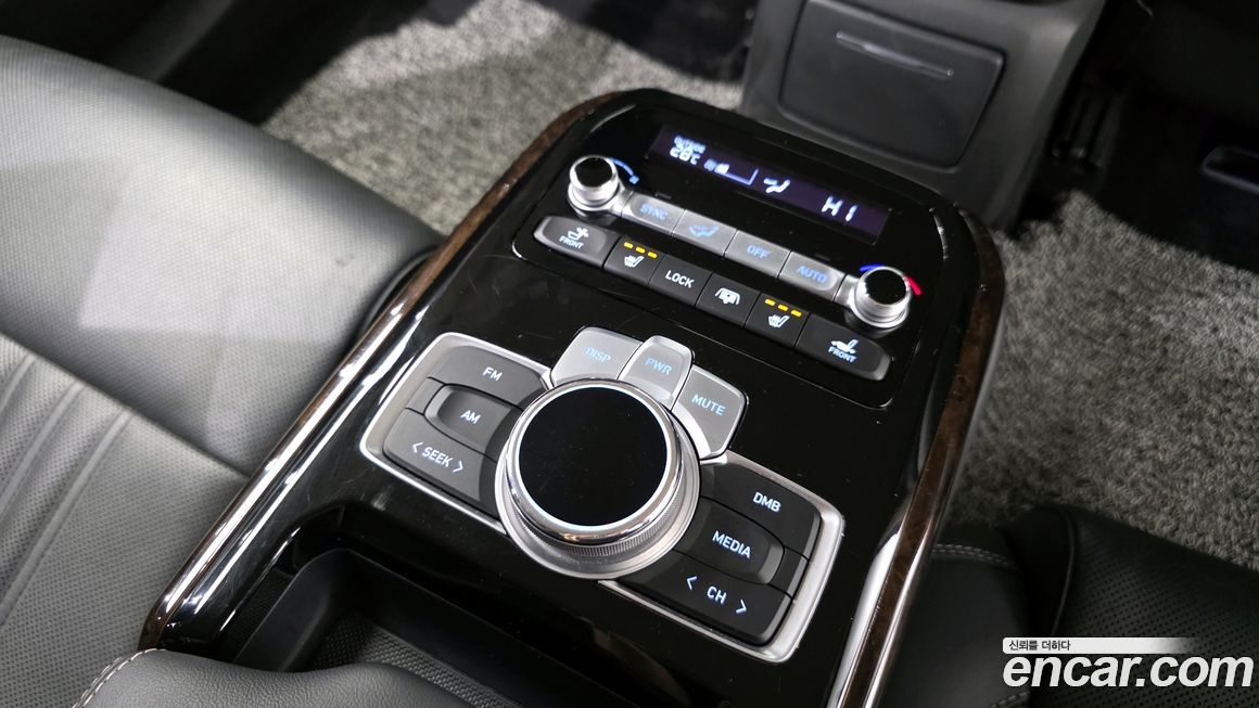 Genesis G90 2019