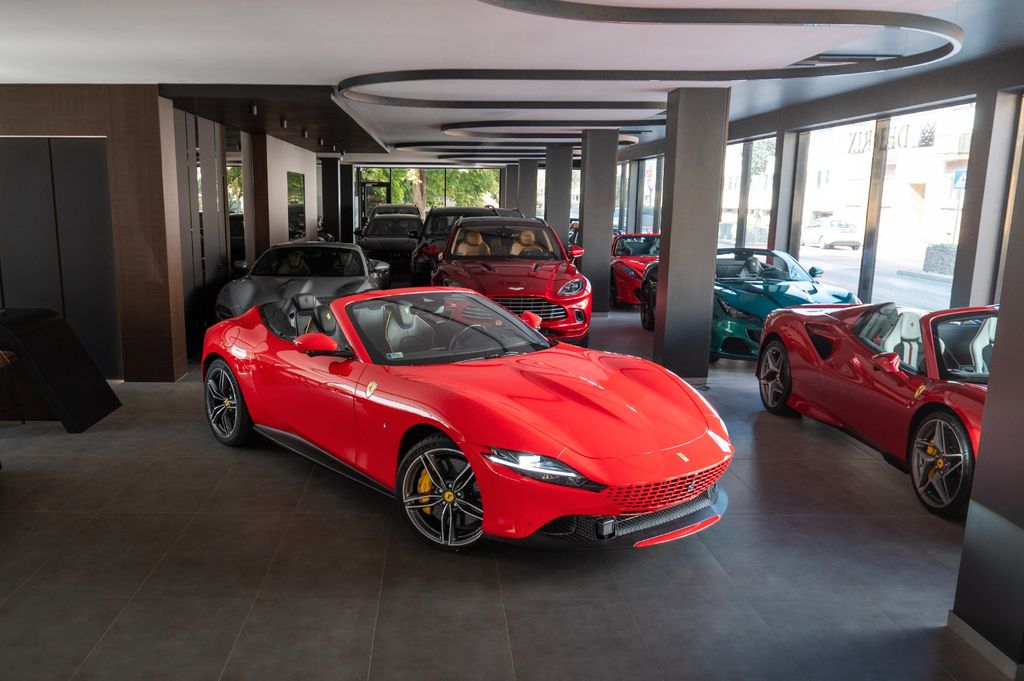 Ferrari Roma 2025