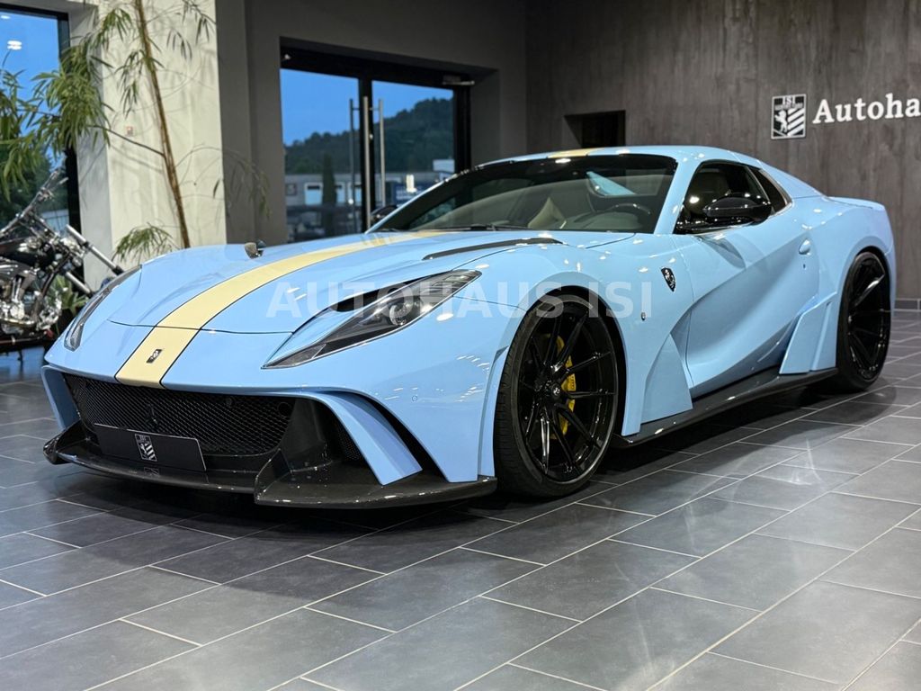 Ferrari 812 2022