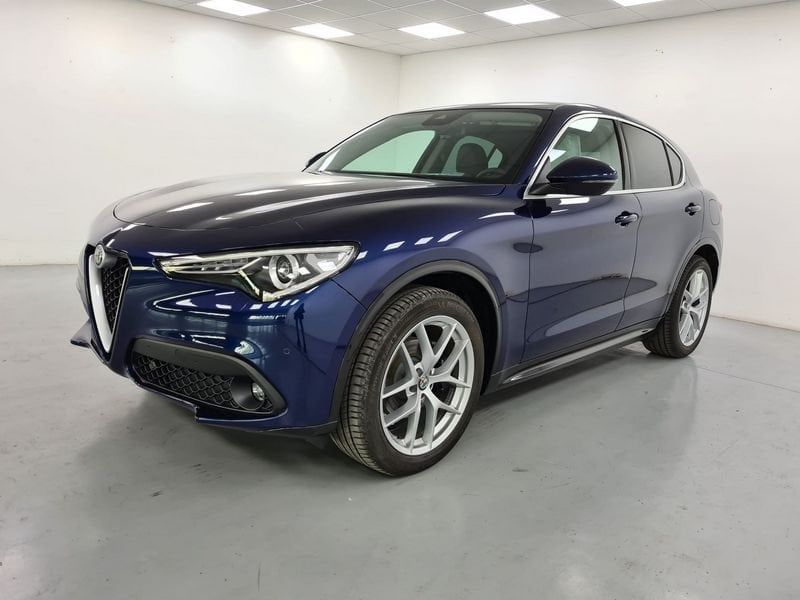 Alfa Romeo Stelvio 2021