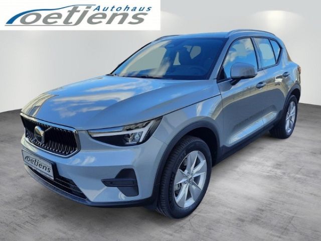 Volvo XC40 2025