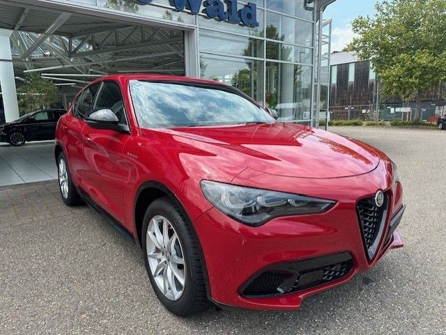 Alfa Romeo Stelvio 2023