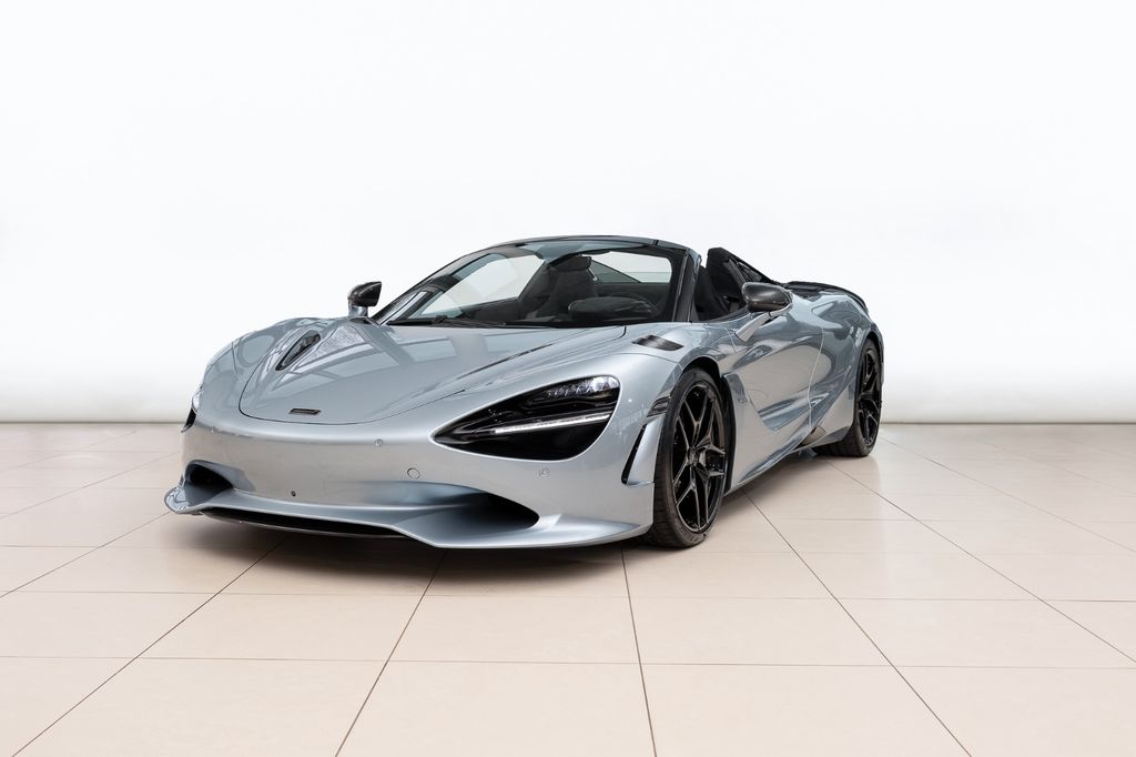 McLaren 750S 2025
