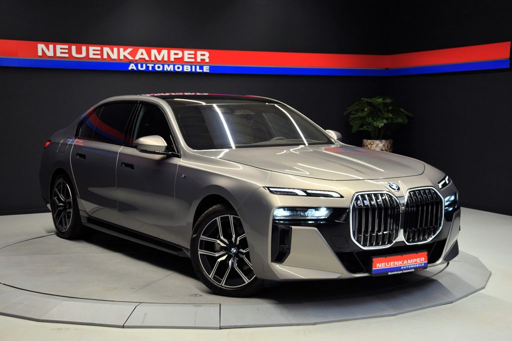 BMW 740 2024