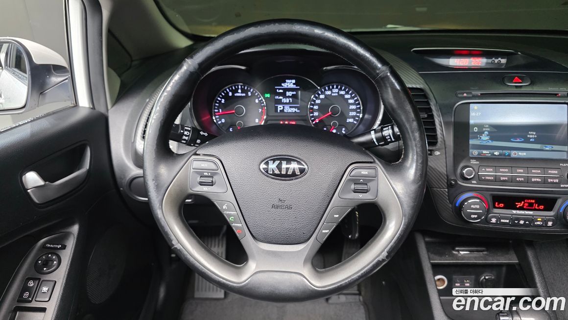 Kia K3 2013