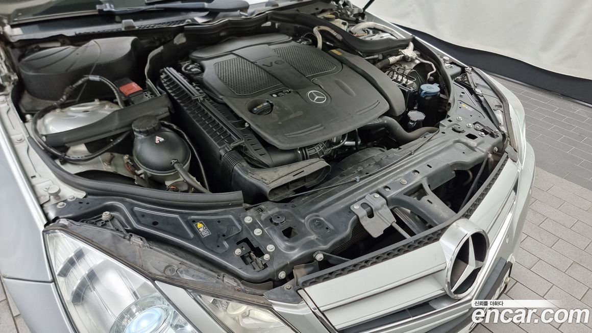 Mercedes-Benz E-Class 2012