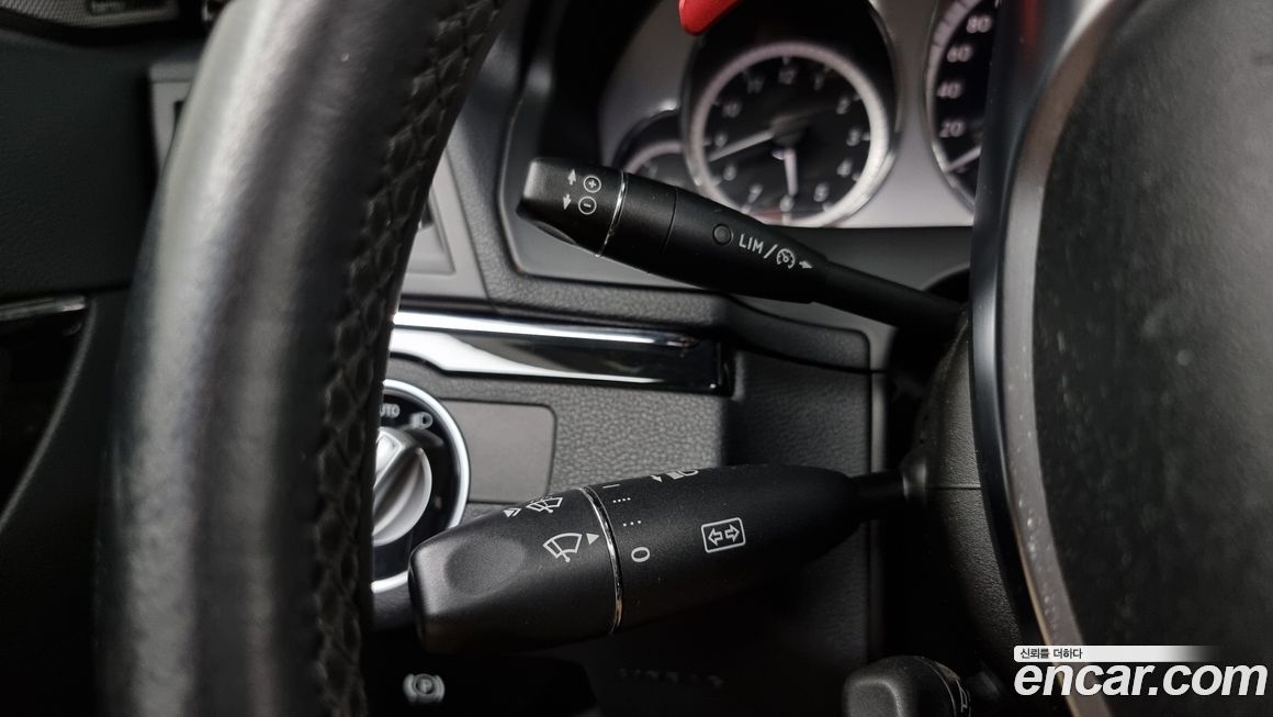 Mercedes-Benz E-Class 2012