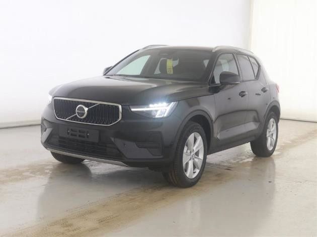 Volvo XC40 2025