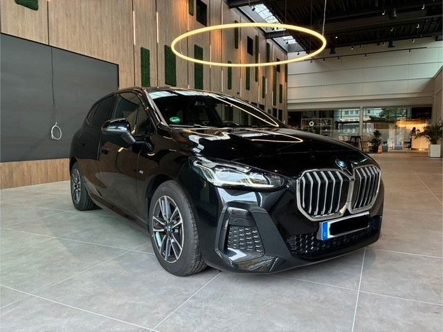 BMW 218 2024