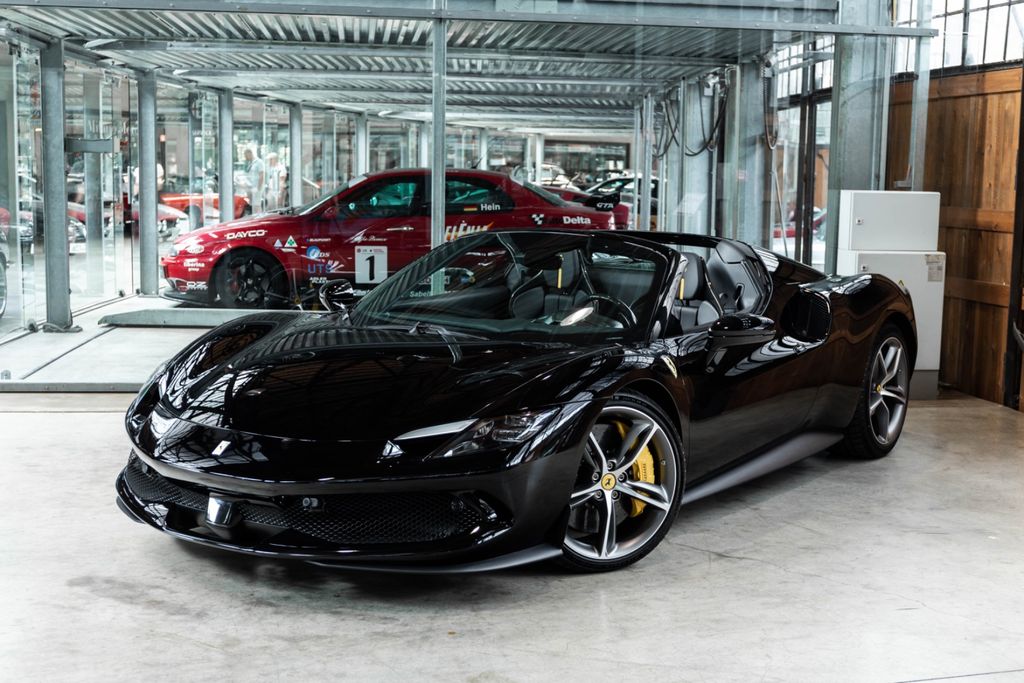 Ferrari 296 GTS 2024