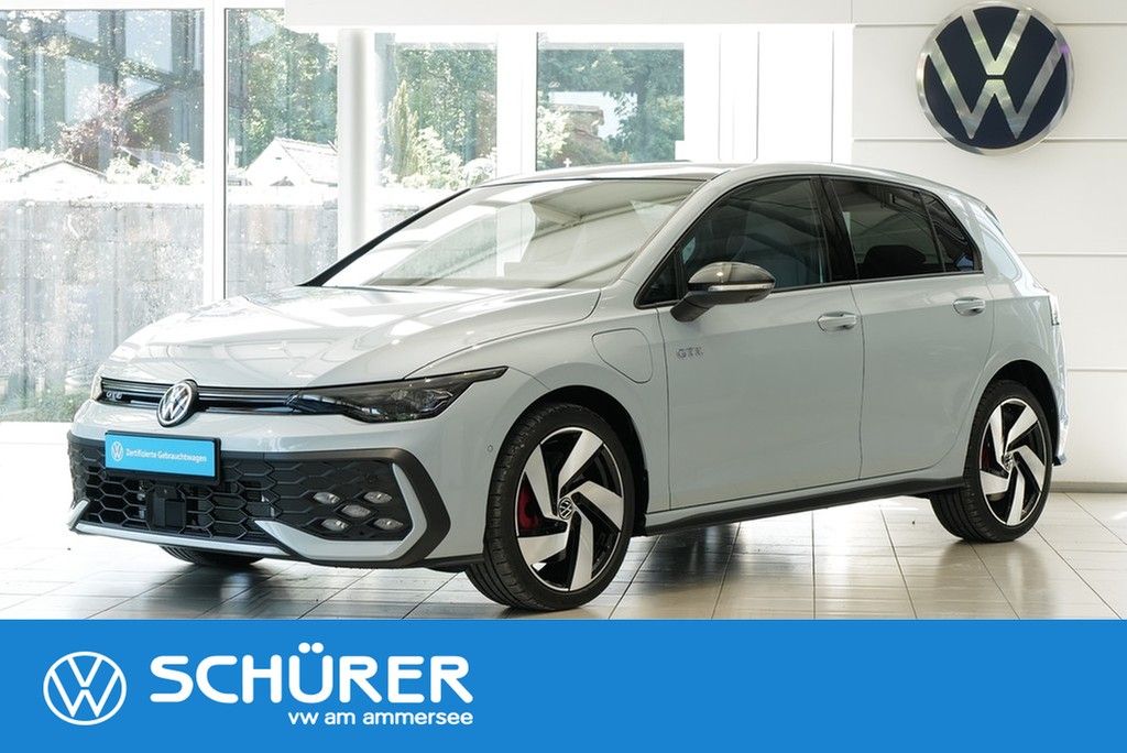 Volkswagen Golf 2025