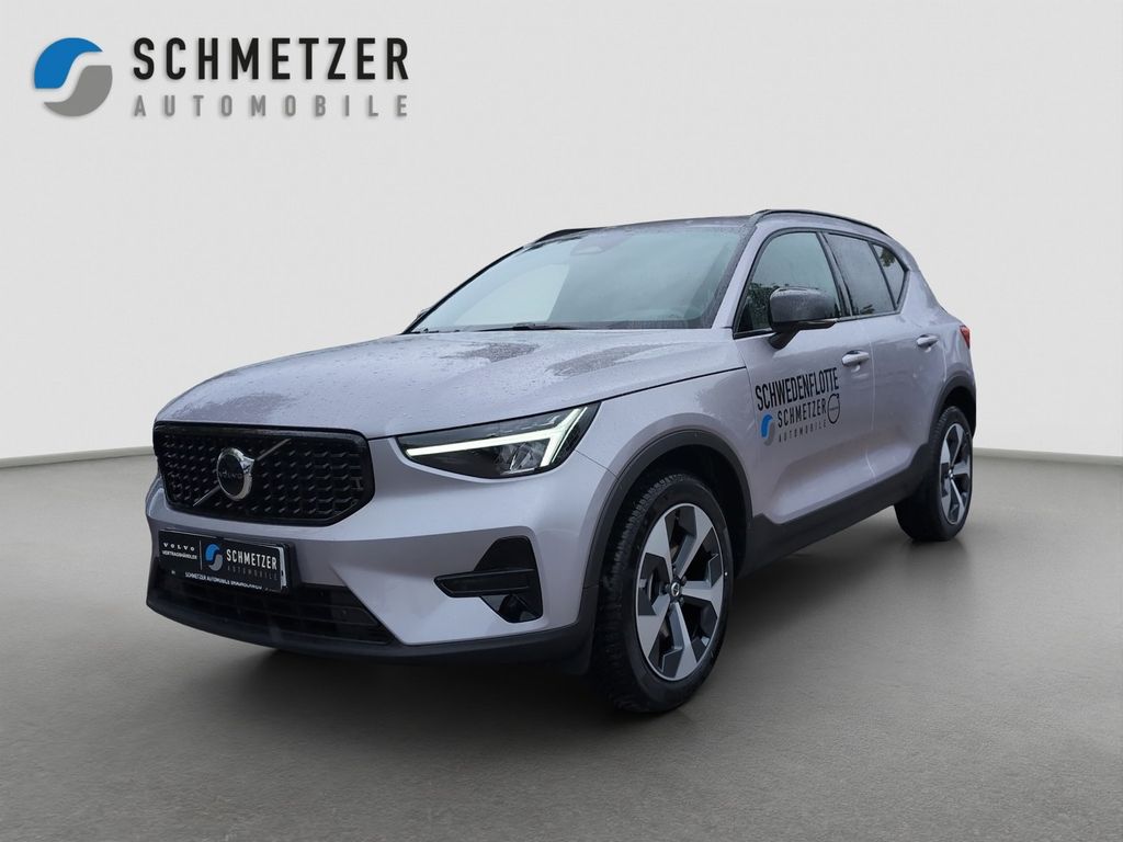 Volvo XC40 2025