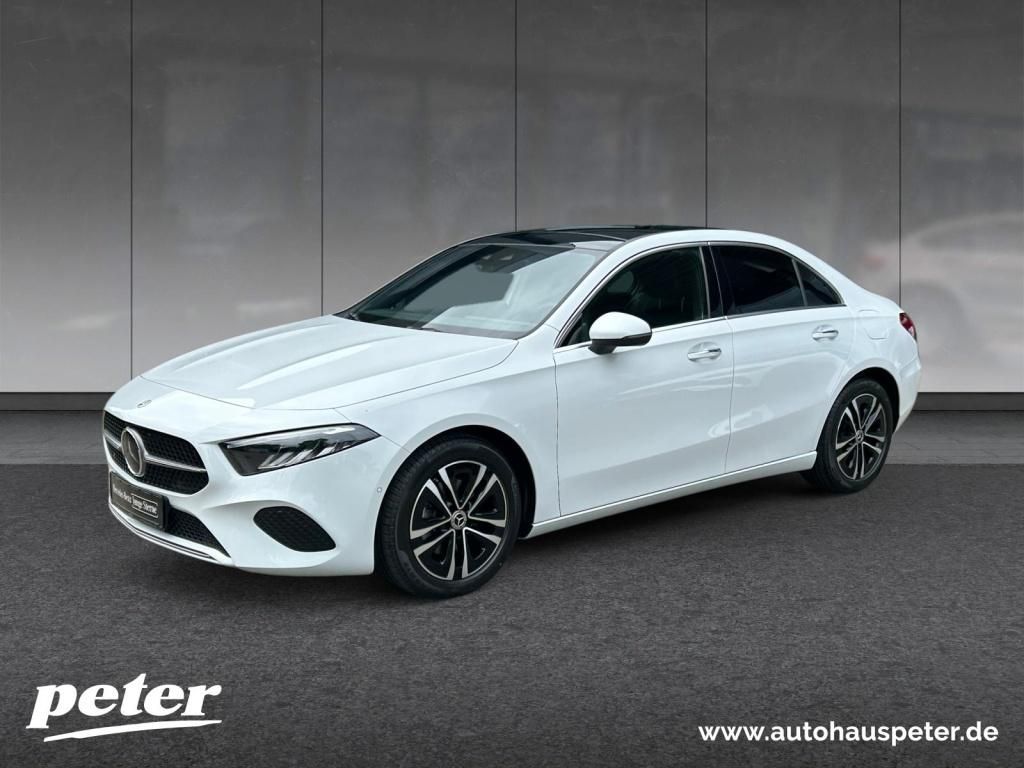 Mercedes-Benz A 200 2023