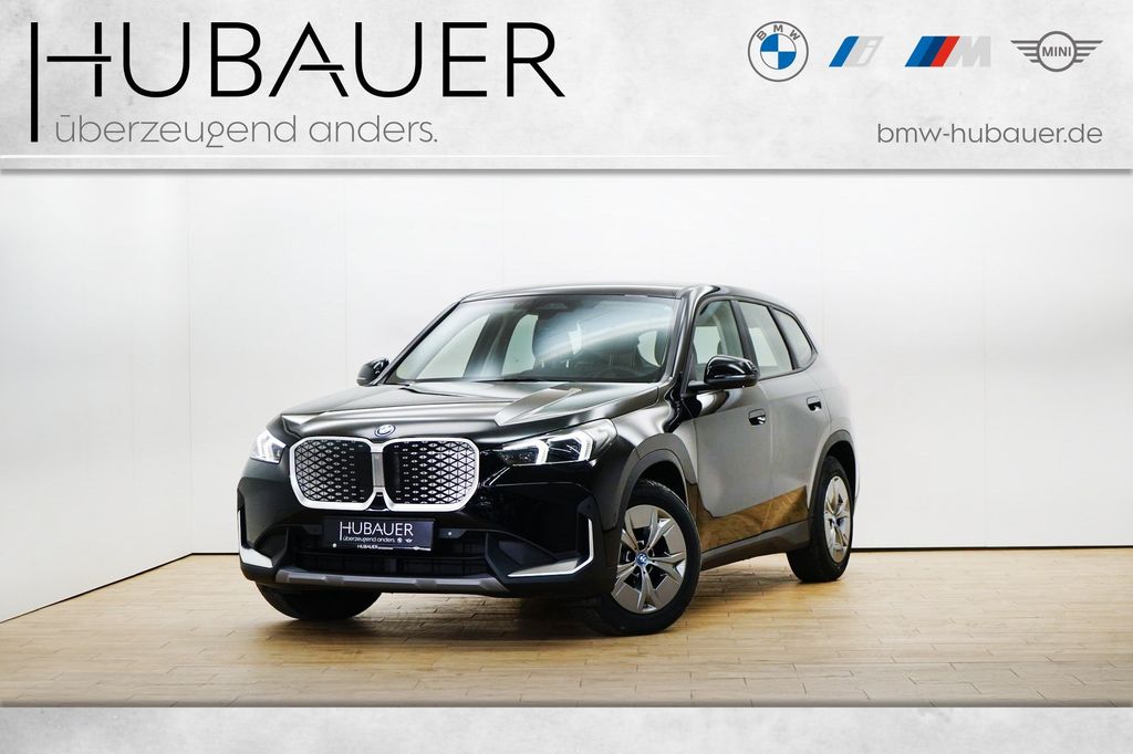 BMW iX1 2024