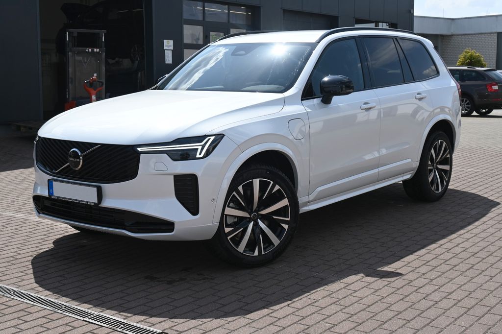 Volvo XC90 2025