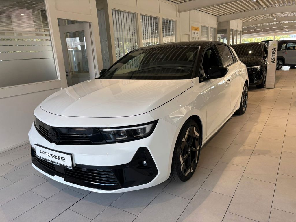 Opel Astra 2023