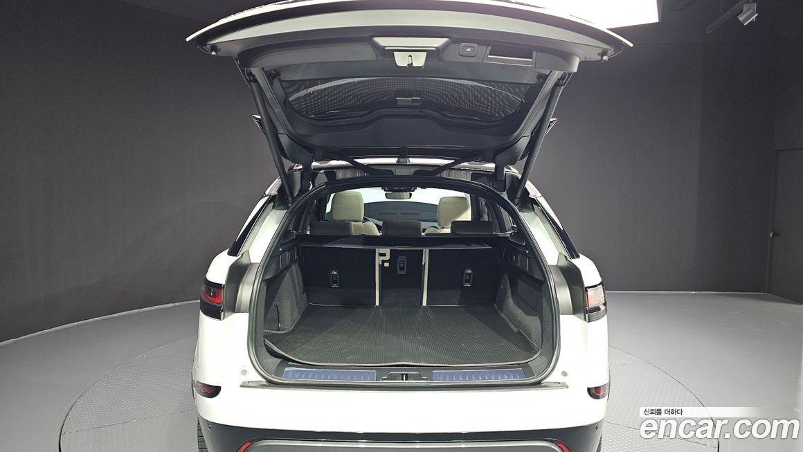 Land Rover Range Rover Velar 2023