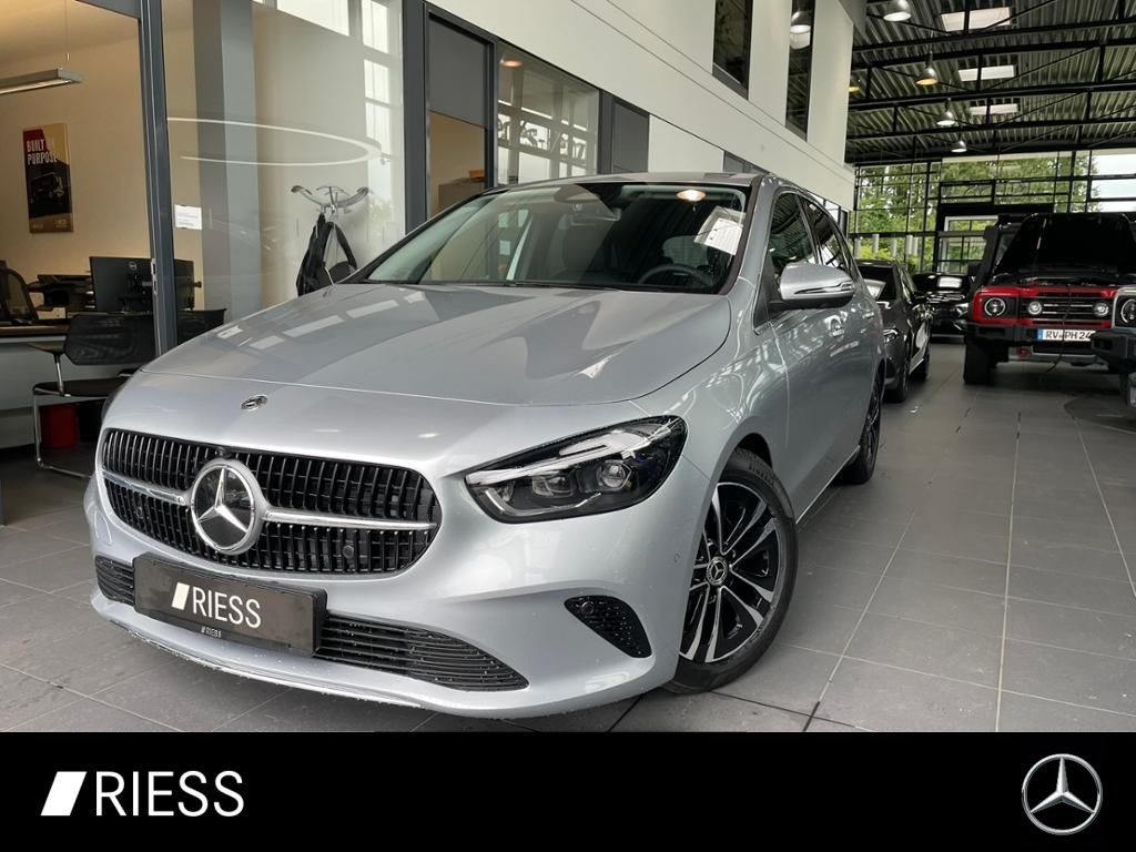 Mercedes-Benz B 180 2025