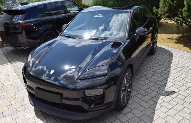 Porsche Macan 2025