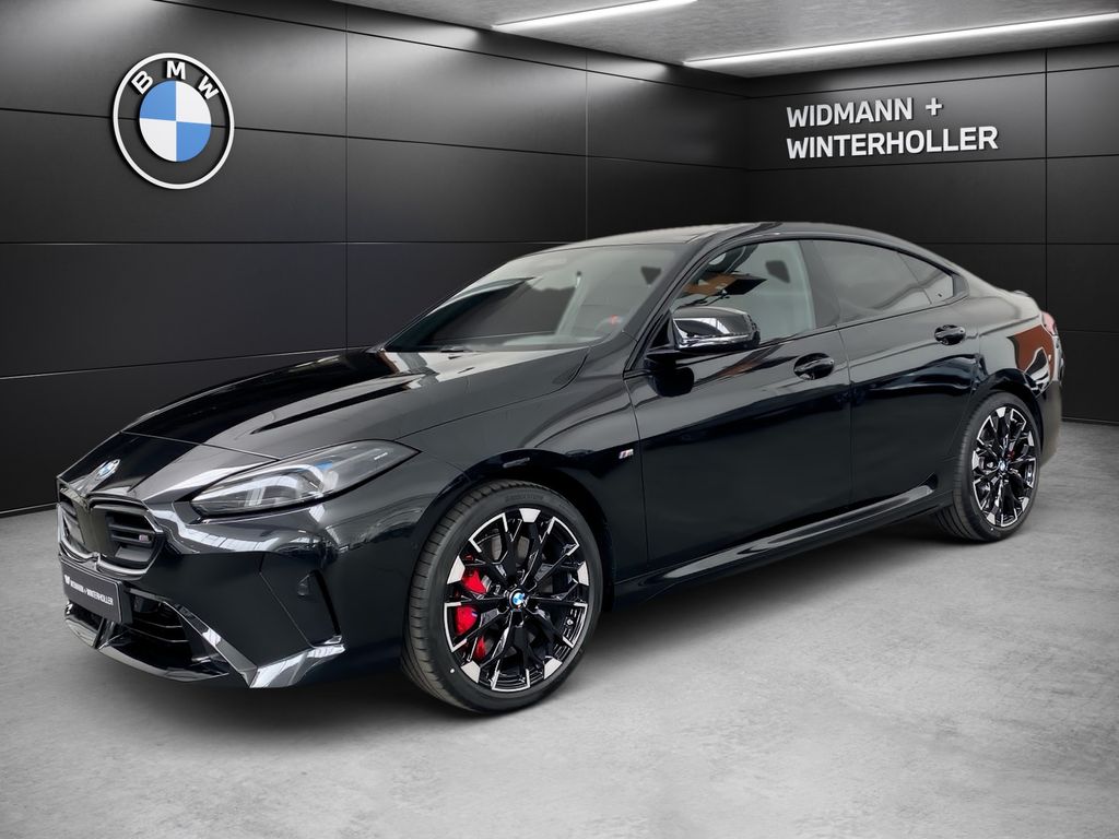 BMW M235
