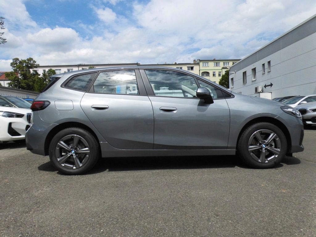 BMW 220 2024
