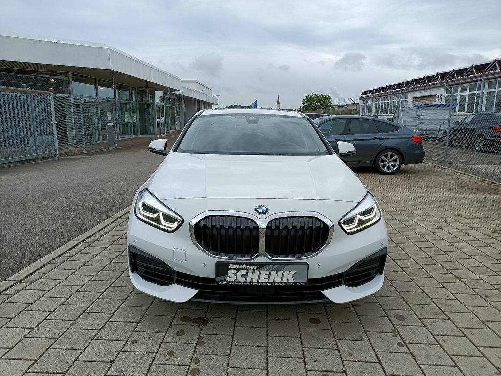 BMW 120 2021