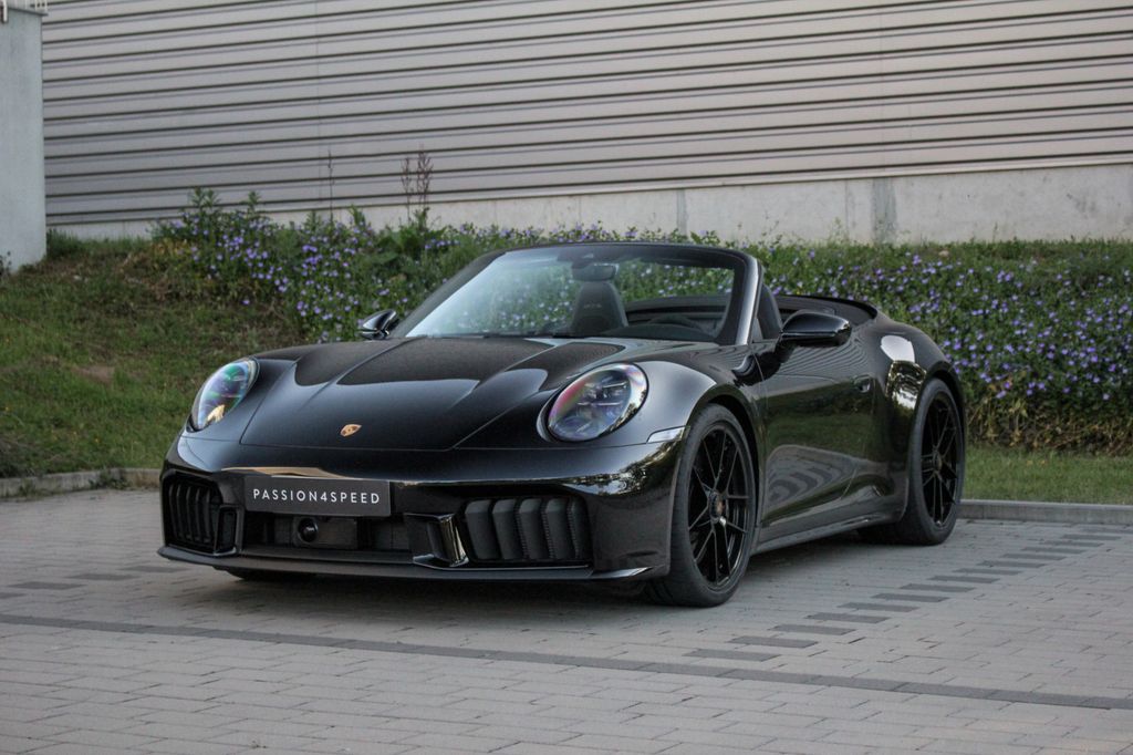 Porsche 992 2025