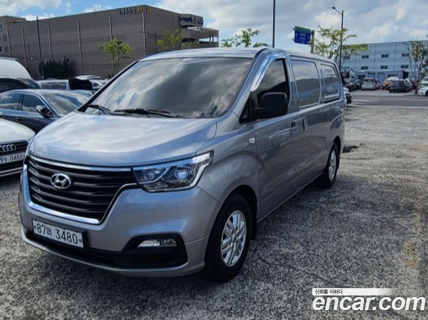 Hyundai Starex 2021