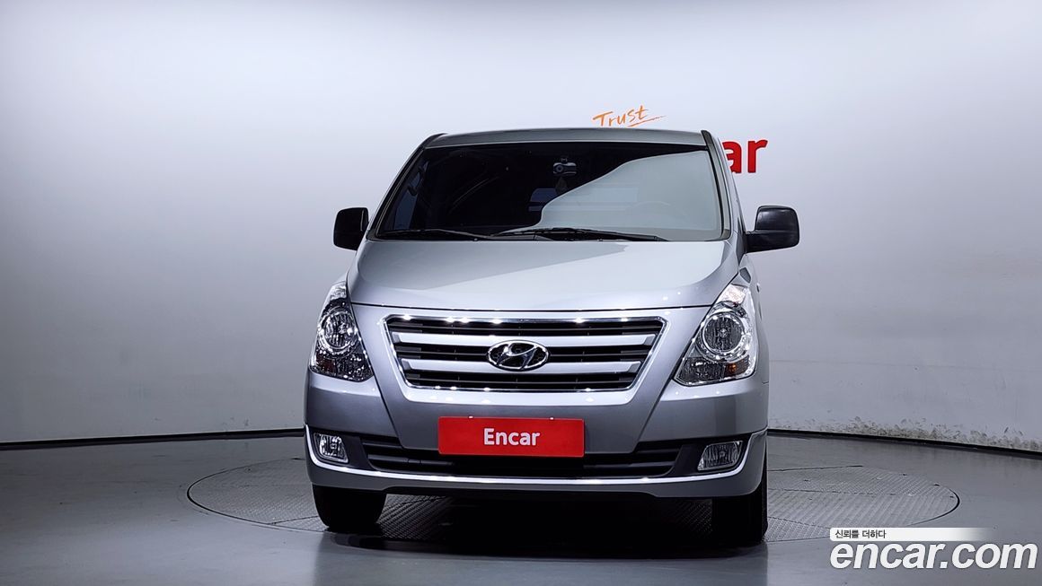 Hyundai Starex 2018