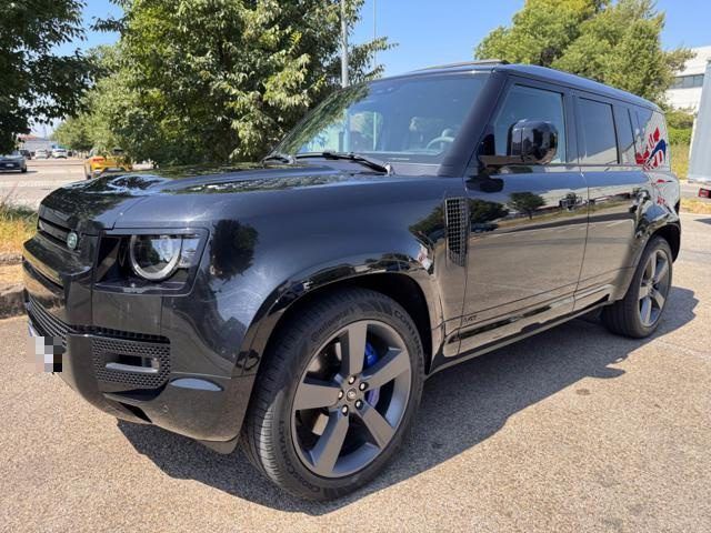 Land Rover Defender 2023