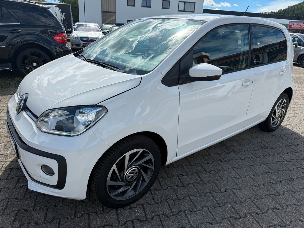 Volkswagen up! 2017