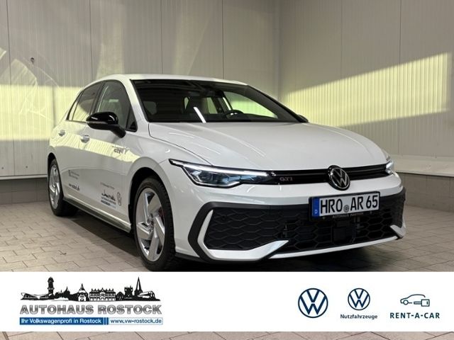 Volkswagen Golf 2025