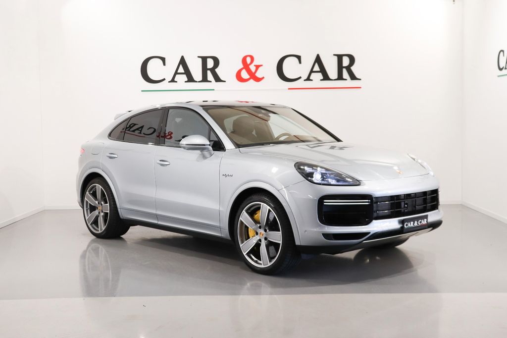 Porsche Cayenne 2021