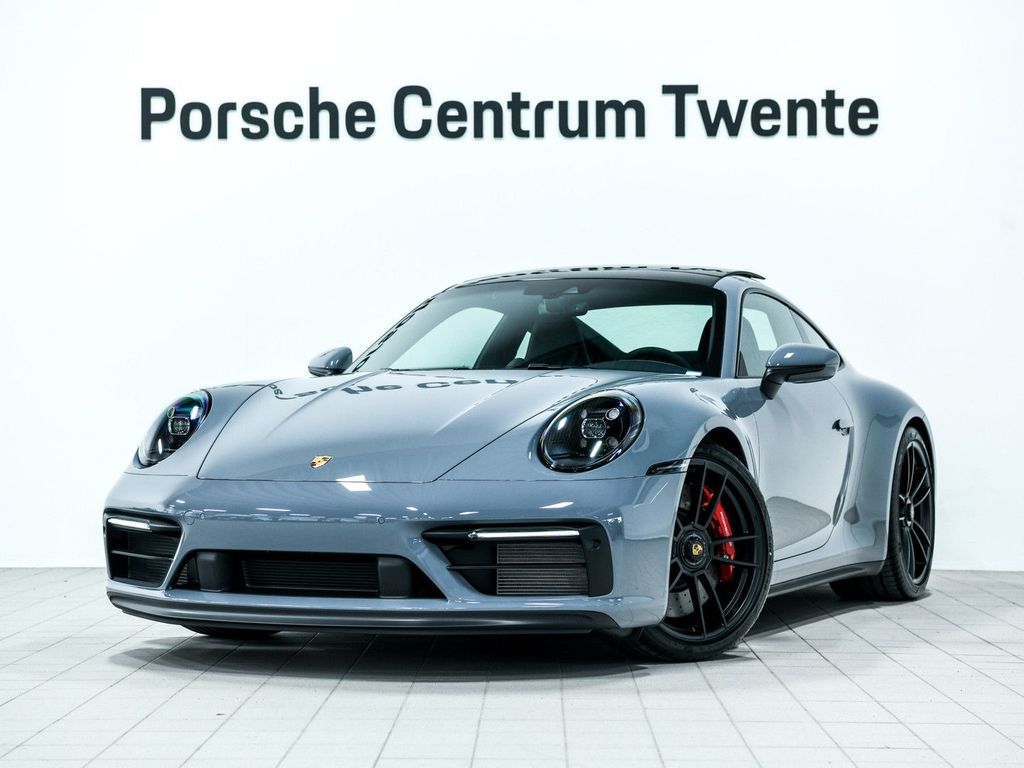 Porsche 992 2025