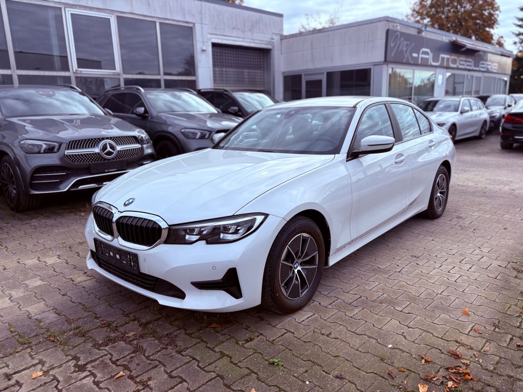 BMW 318 2022