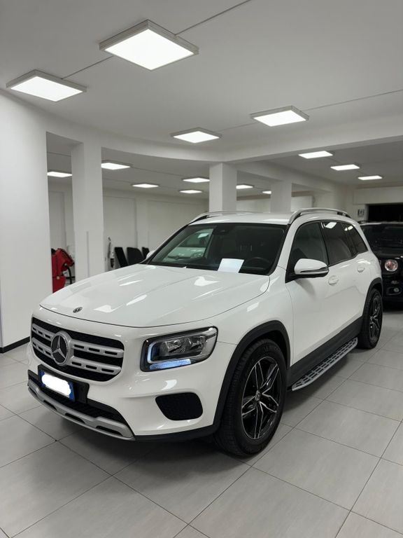 Mercedes-Benz GLB 200 2020