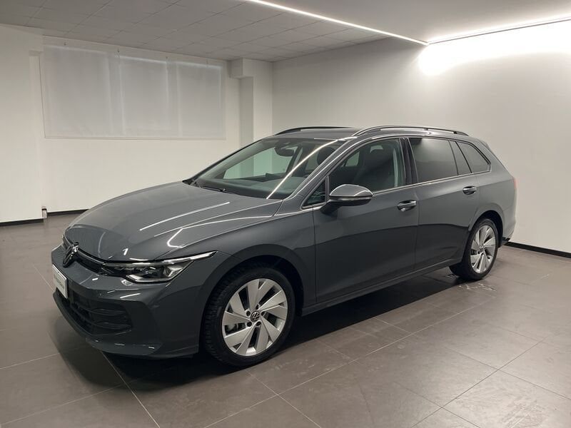 Volkswagen Golf 2024