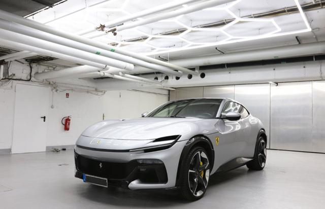 Ferrari Purosangue 2023
