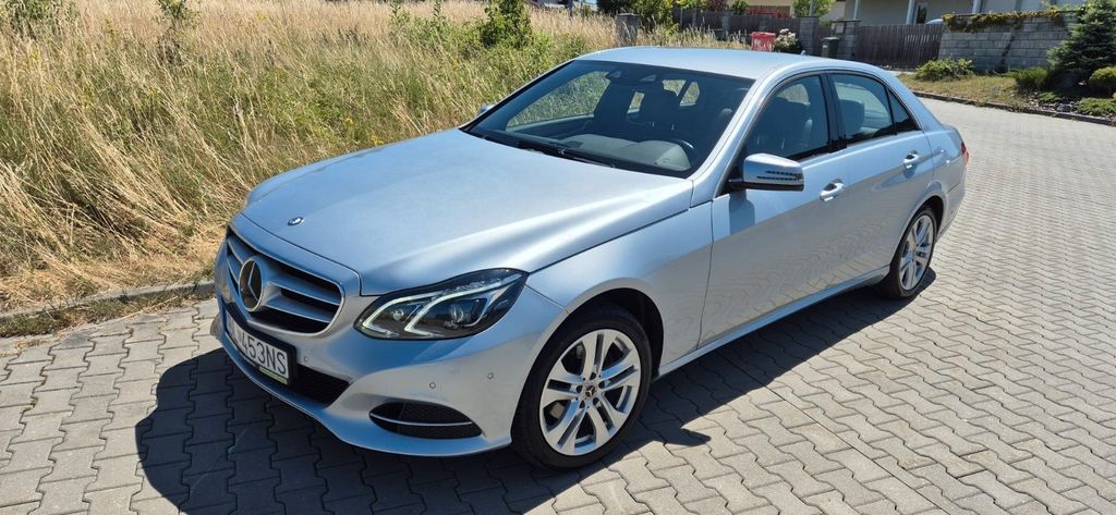 Mercedes-Benz E 200 2015