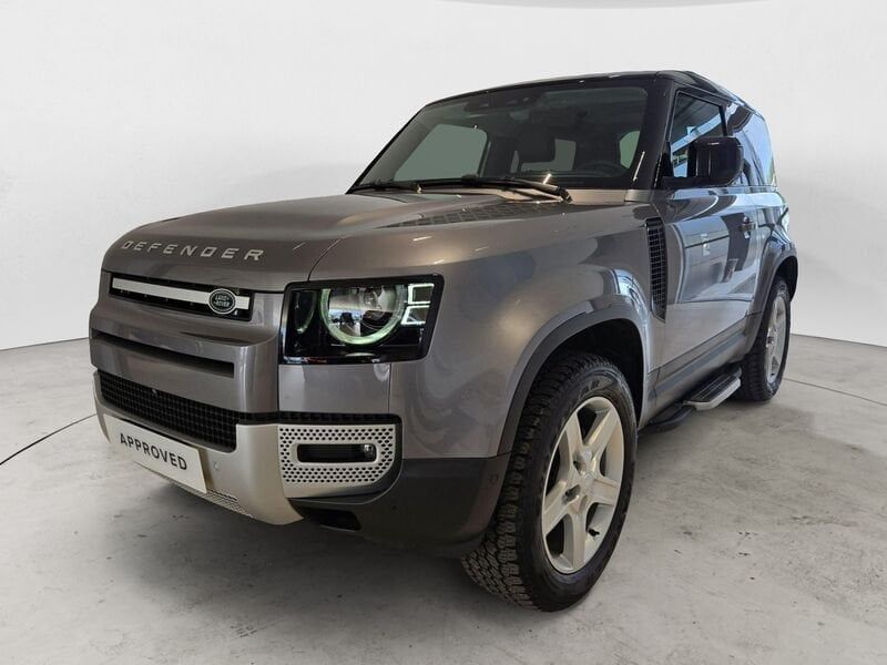 Land Rover Defender 2023