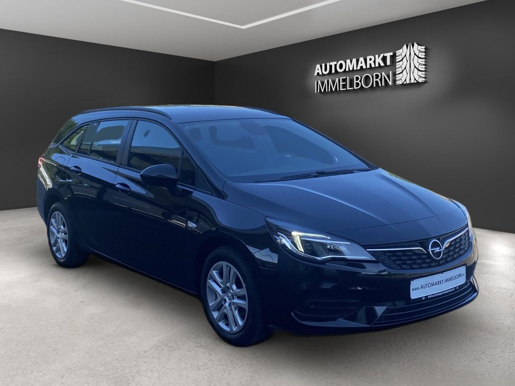Opel Astra 2022