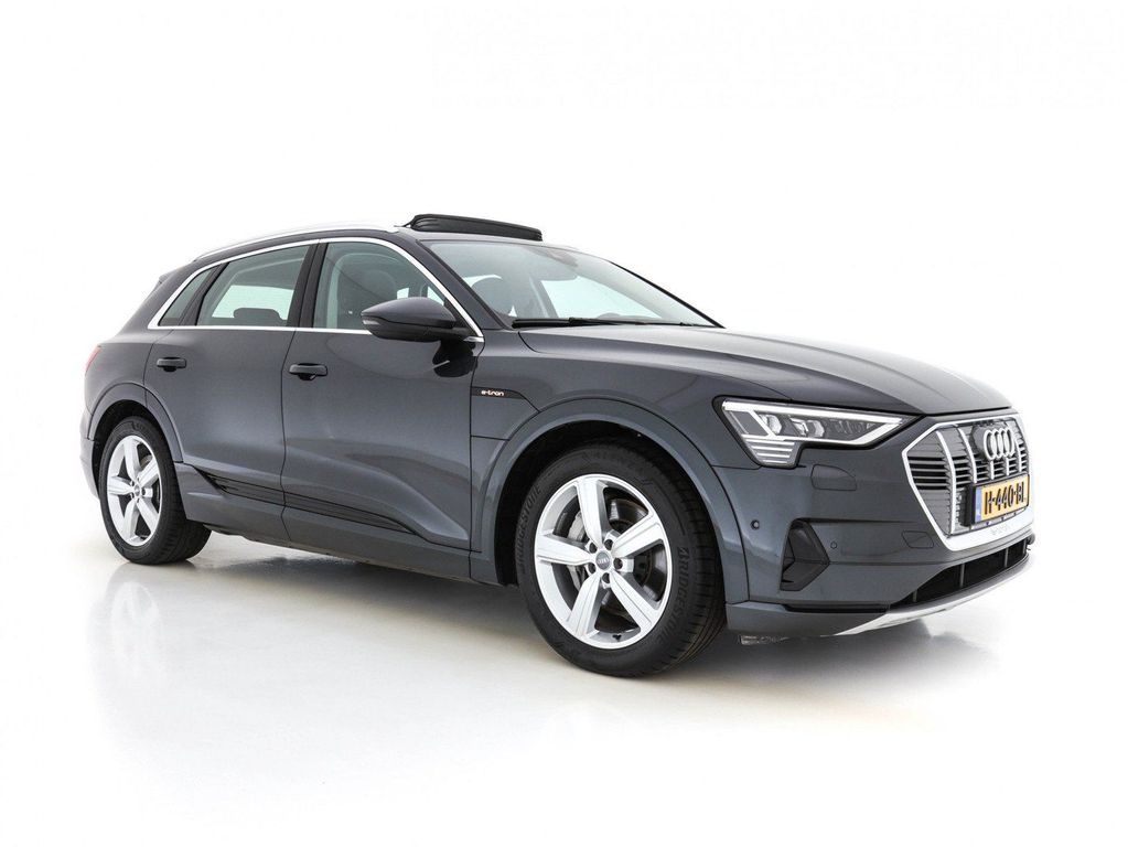 Audi e-tron 2019