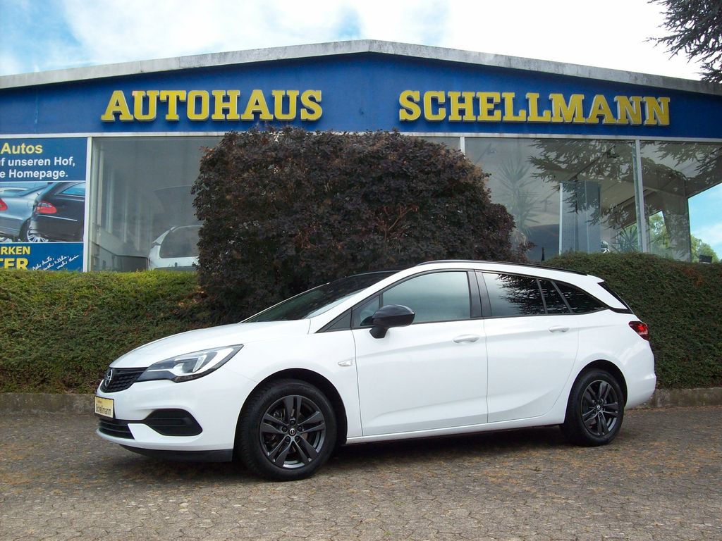 Opel Astra 2022