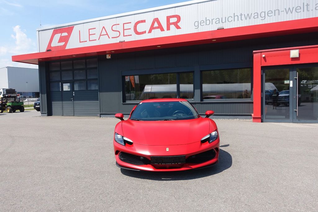 Ferrari 296 GTB 2023