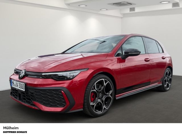 Volkswagen Golf 2025
