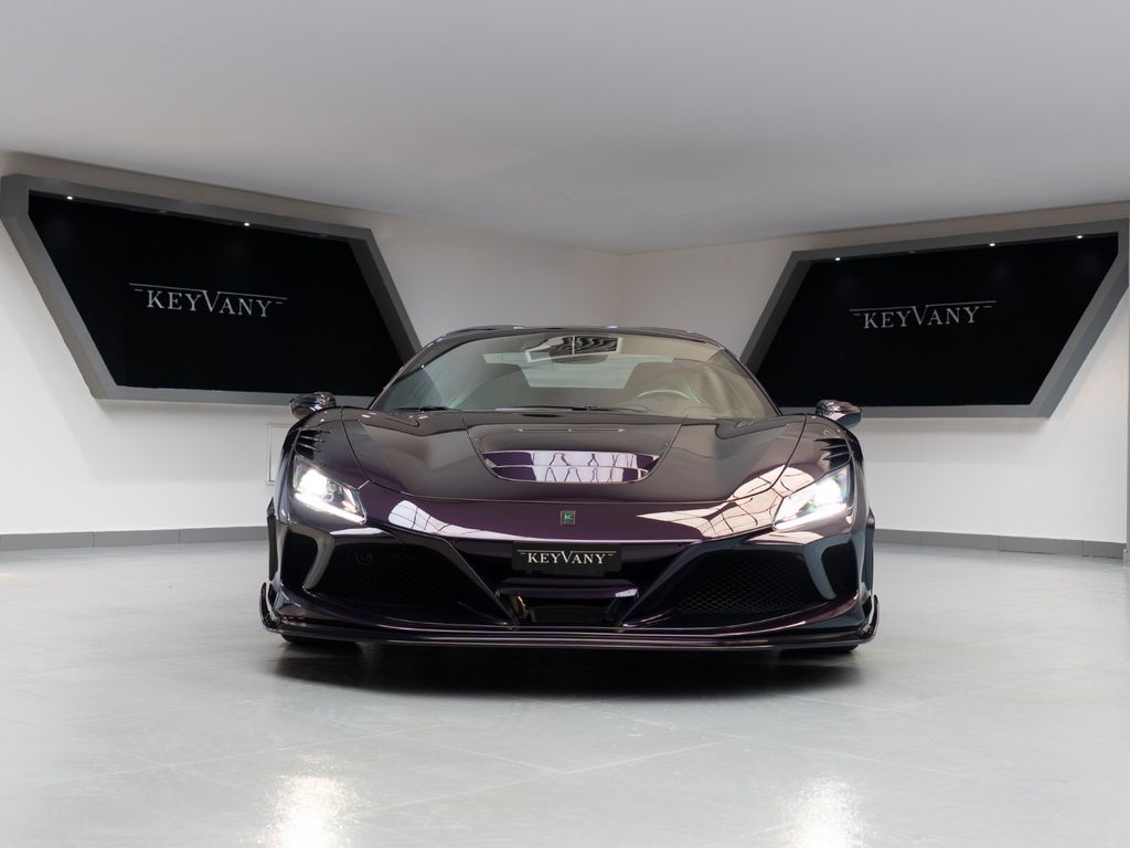 Ferrari F8 2023